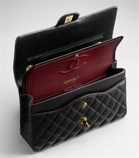 how long is the chanel classic flap bag|Chanel classic flap bag zipper.